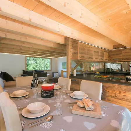 Chalet Les Bossons Chalet Sleeps 6
